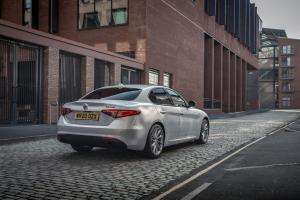 Alfa Romeo Giulia Sprint 2020 года  (UK)